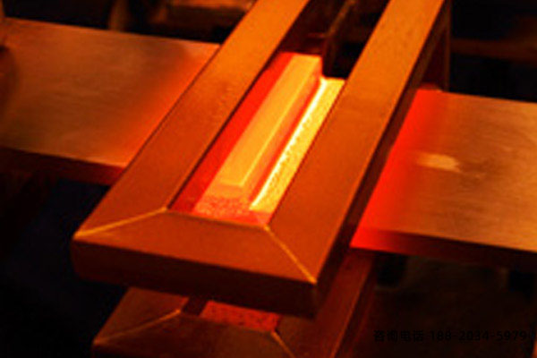 ���������ϵĜض��ڸБ�(y��ng)�ӟ�r(sh��)��ηֲ���