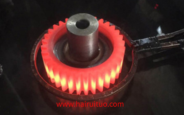 �ʹ�͸�Ե���X݆�Б�(y��ng)�������c��ʲô��