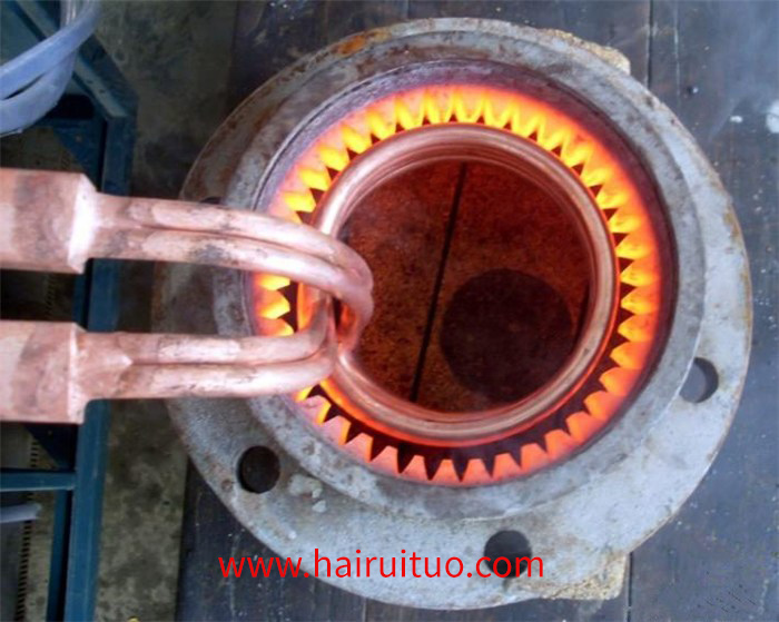 �Б�(y��ng)�ӟ������ͻ�����ą^(q��)�e�̓�(y��u)�c