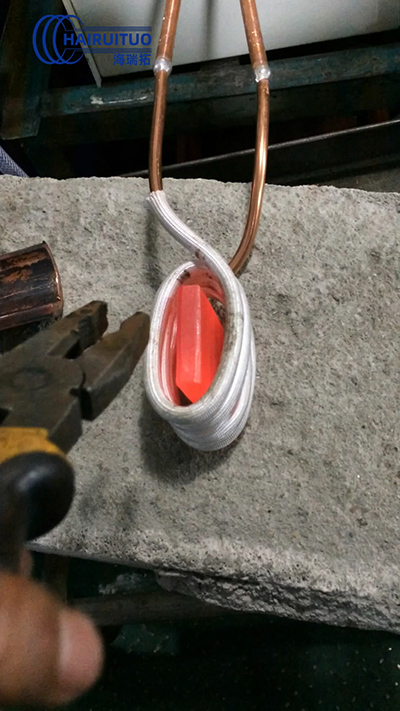 ���l�ӟ�C(j��)�ӟ�׃�����~���˻��呉�̎��