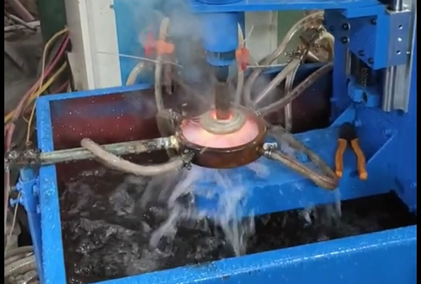 ���l����O(sh��)��֮�г�600mm���״��C(j��)��