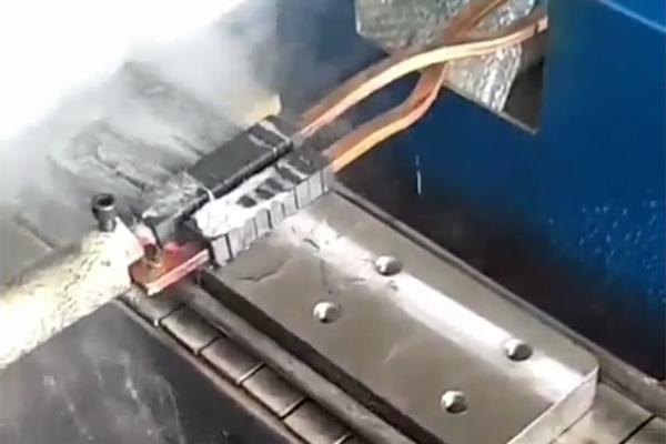 ���l�Б�(y��ng)�ӟ��O(sh��)�䣫�Pʽ���C����ƽ����������Q����<