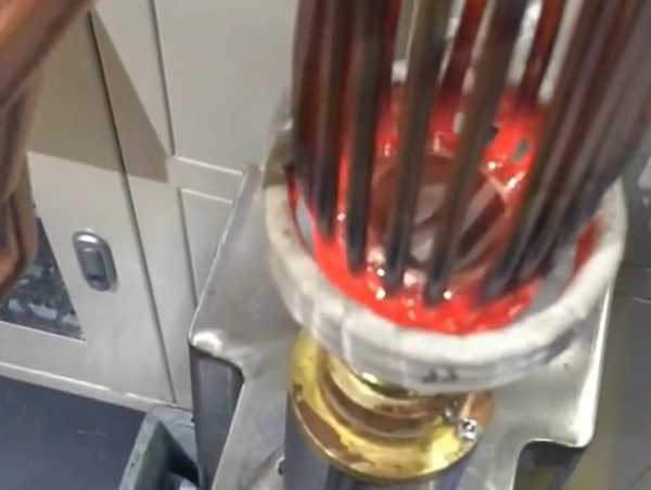 �������~�ܸ��l���������l���C�ھ������~��