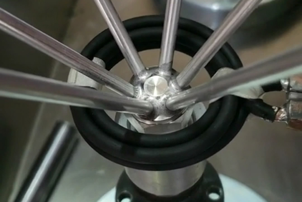 �X�ܺ������������X�F���ø��l���C