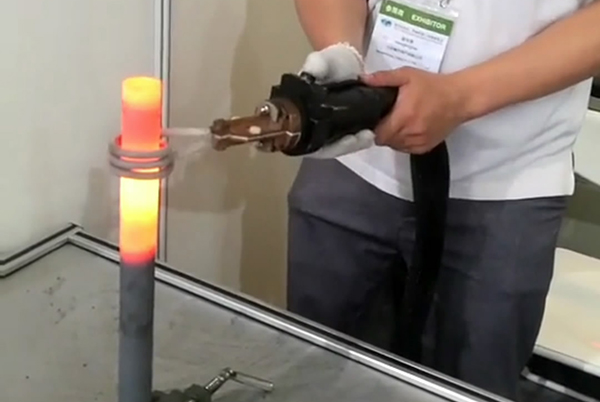 �ֳ�ʽ���l�ӟ�C(j��)�ӟ�䓹���ʾ