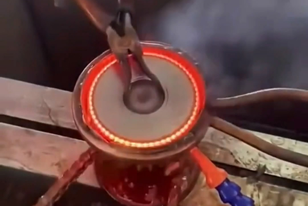 �ø��l���C(j��)��(du��)�X݆����̎��