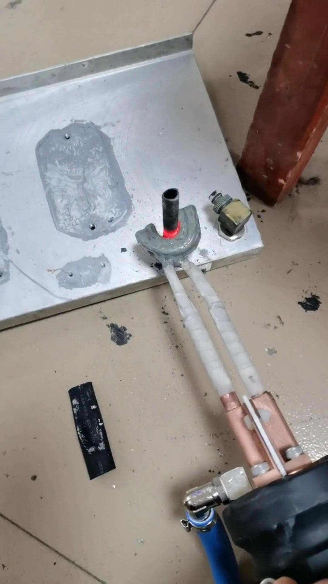 �ֳ�ʽ���l�ӟ�Cˮ��庸�ӸБ�(y��ng)���ӿ�������܇���{(di��o)��о�w������Դ늳���s�b�����~�������s�C��ɢ����