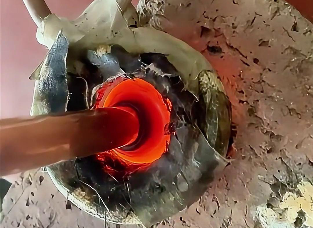 為什么要用高頻機(jī)去焊接銅管， 它有什么優(yōu)勢(shì)和缺點(diǎn)