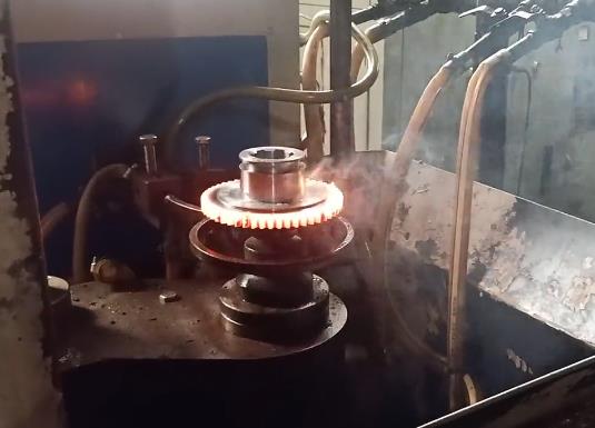 自動化高頻淬火機床-高效、精確、環(huán)保的特點讓其用途廣泛