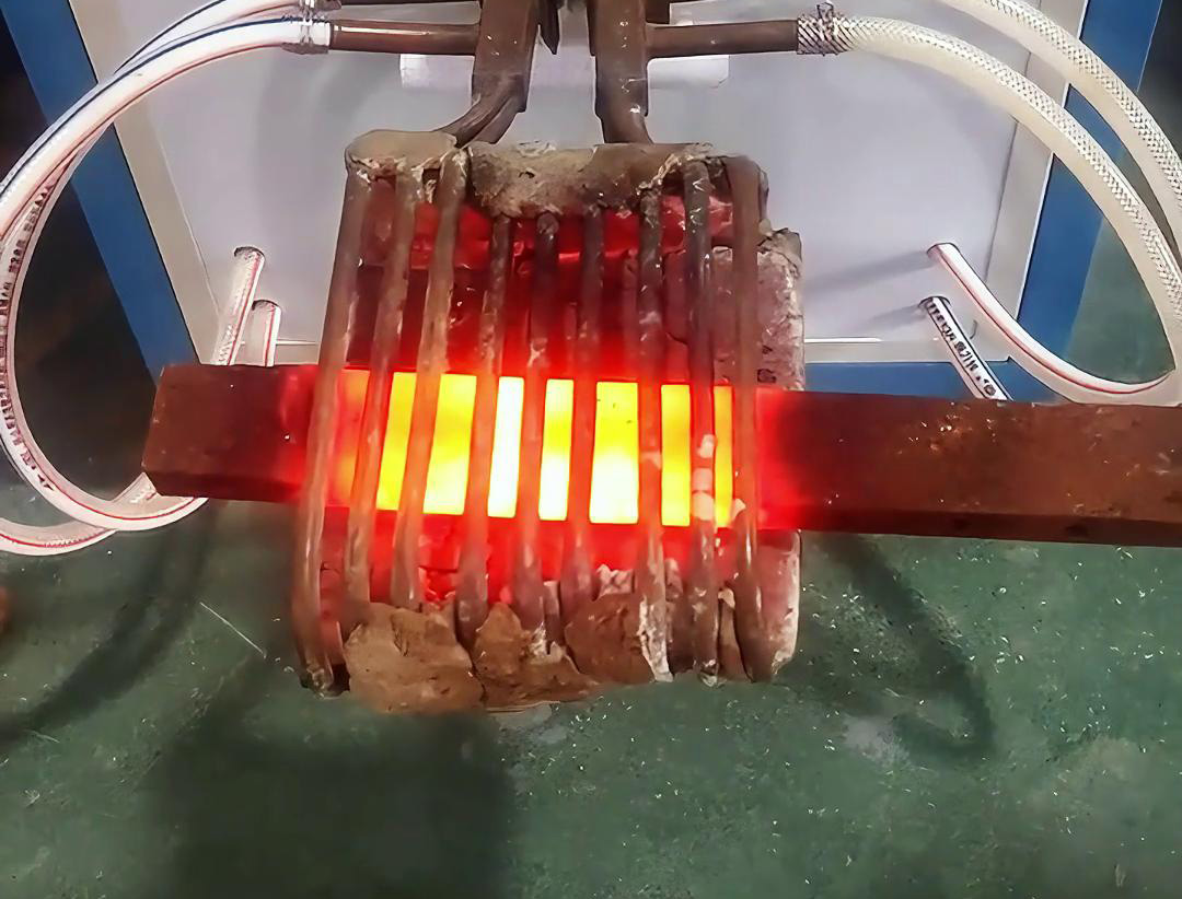 超音頻感應(yīng)加熱設(shè)備-應(yīng)用于各種金屬工件的加熱、透熱鍛造、淬火、焊接和退火等處理