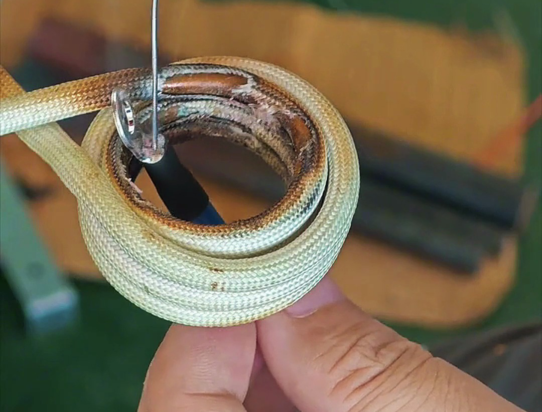 線束線耳端子焊接新解：海拓高頻焊機的優(yōu)勢與風(fēng)險應(yīng)對