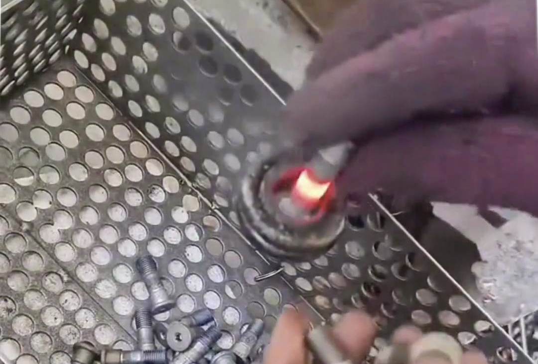 海拓小型高頻退火機：小機器大能量的熱處理幫手