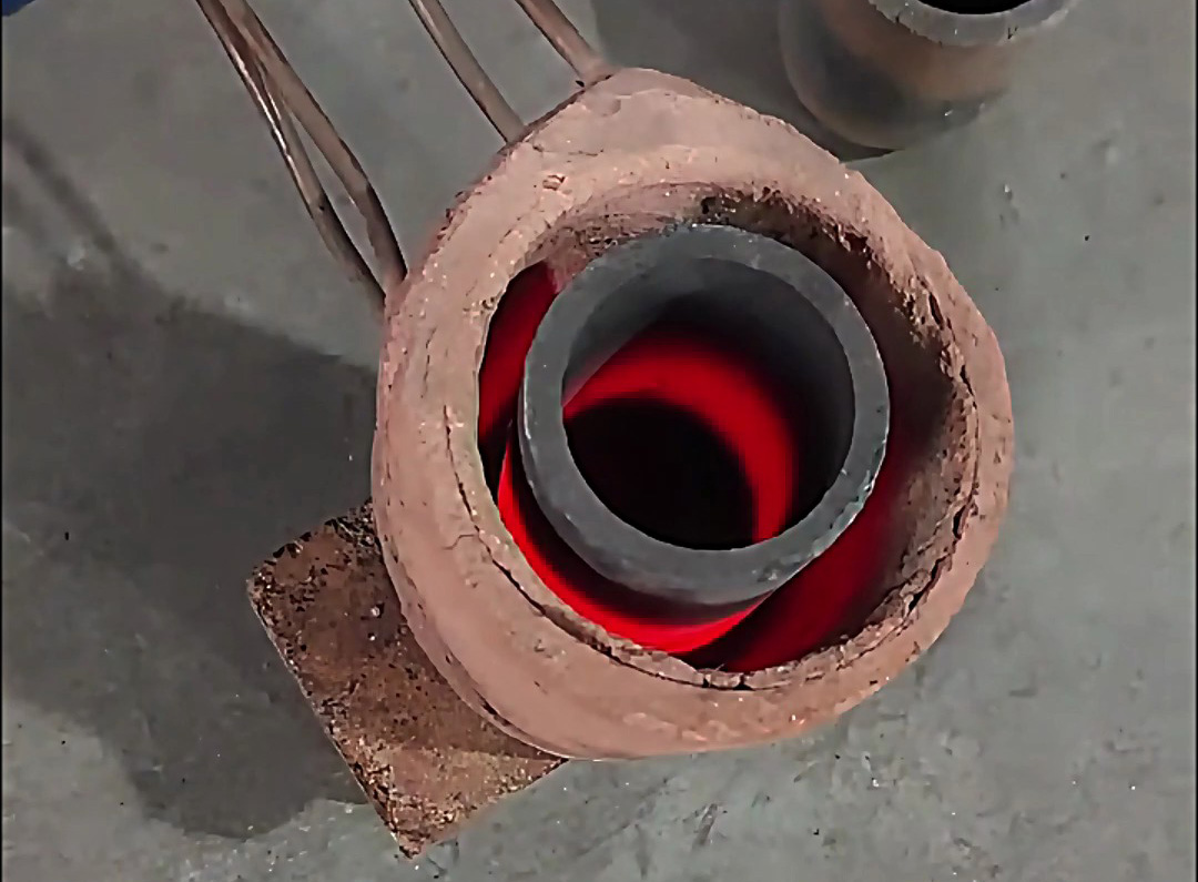 海拓小型中高頻熔煉爐：幾分鐘熔盡多類金屬，珠寶 / 實(shí)驗(yàn)室 / 教學(xué)全適配！