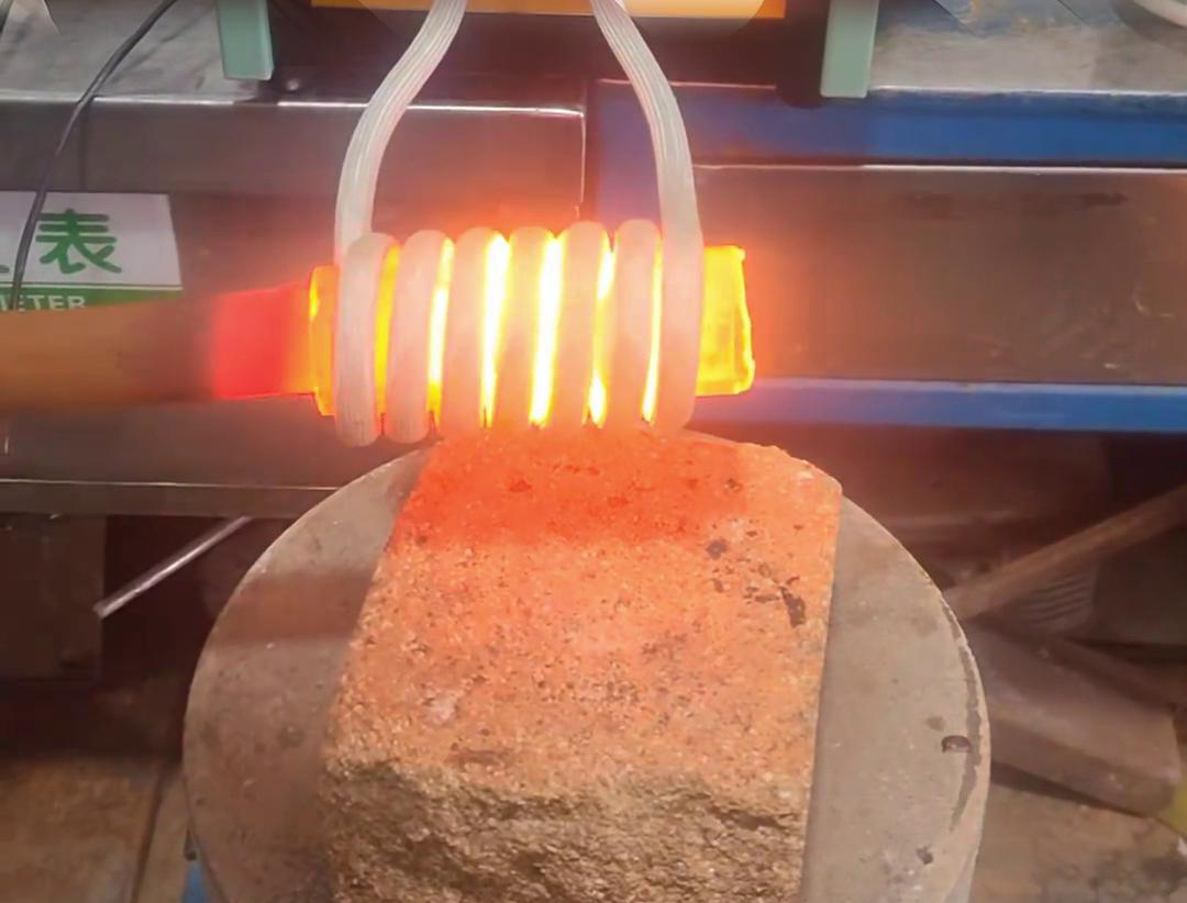 高頻感應(yīng)加熱機，實心棒料熱處理實在快速方便