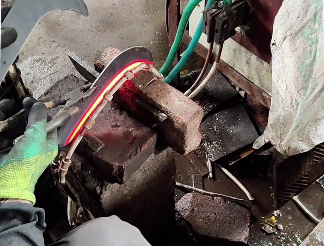 為什么鉤刀，砍柴刀這樣的刀具選擇超高頻淬火