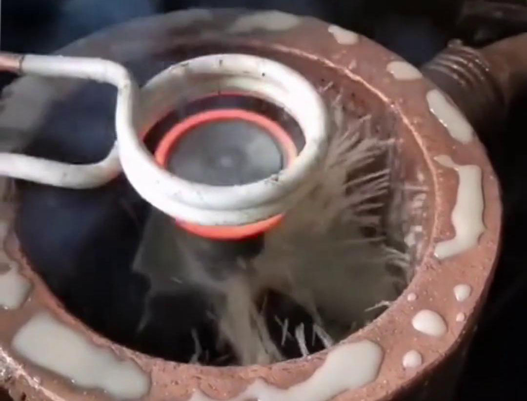 齒輪采用高頻淬火工藝具有硬度高、變形量小等顯著優(yōu)勢