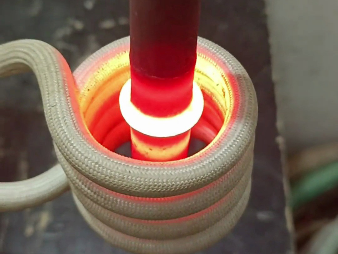 還在用傳統(tǒng)方法？這款高頻加熱機(jī)讓鎬釬金屬加工變得如此簡(jiǎn)單