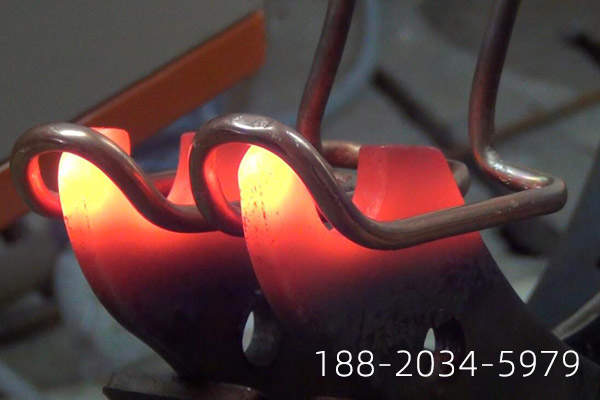 齒輪專(zhuān)用高頻淬火機(jī)床 齒輪專(zhuān)用高頻淬火機(jī)床